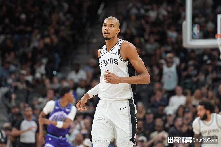 战利雅得一,罗双响力挽,狂澜,皇冠彩票网,中国皇冠彩票网官方,皇冠彩票网官网,皇冠彩票网首页