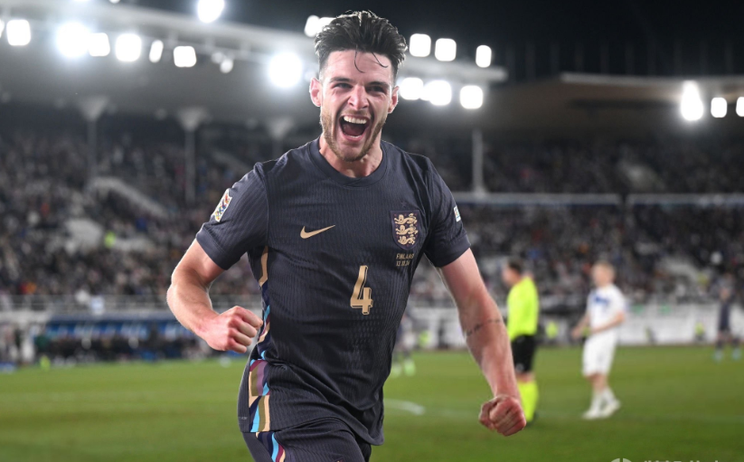 队的前锋在 队的前锋在